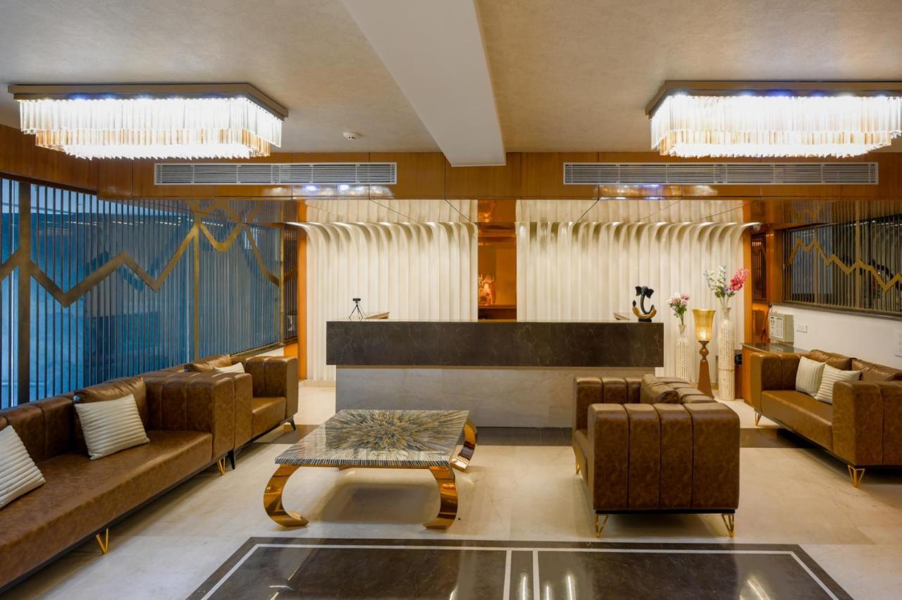 The Shivalik Hotel Bhubaneswar Bagian luar foto
