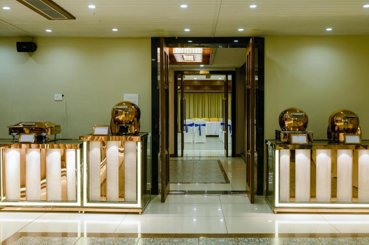 The Shivalik Hotel Bhubaneswar Bagian luar foto